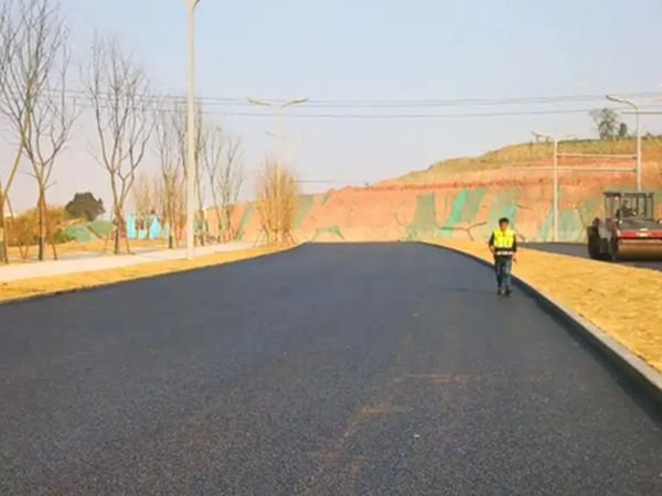 杭州沥青路面施工真有那么难搞？干了20年的老师傅掏心窝子说几句
